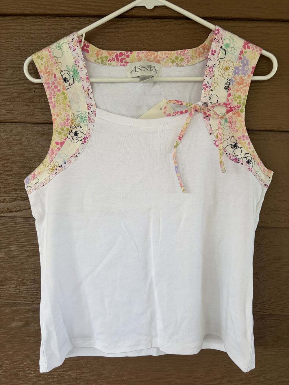 Floral Trim White Tank Top - Annex Brand